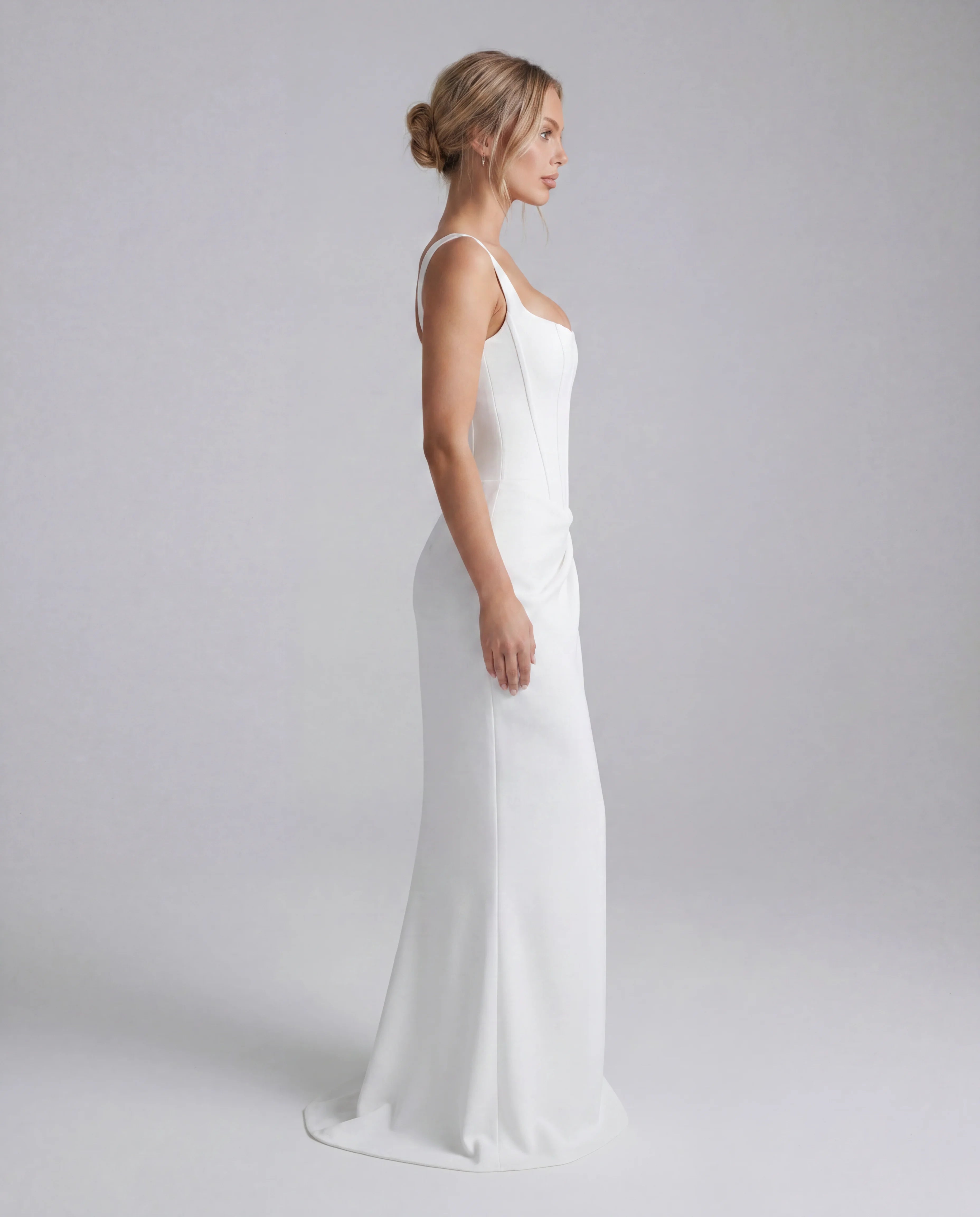 White square-neck bodycon maxi dress - side